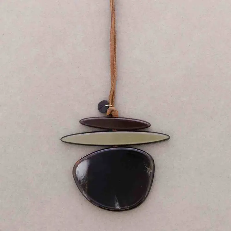 Collar Largo Colgante de Resina
