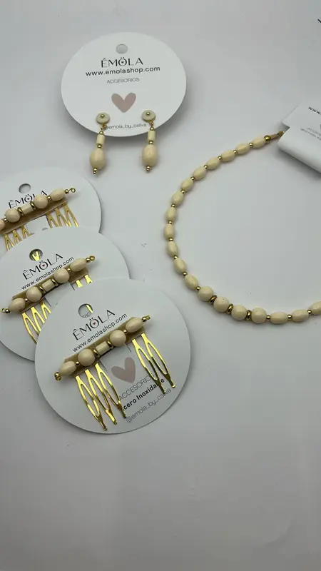Collar M A