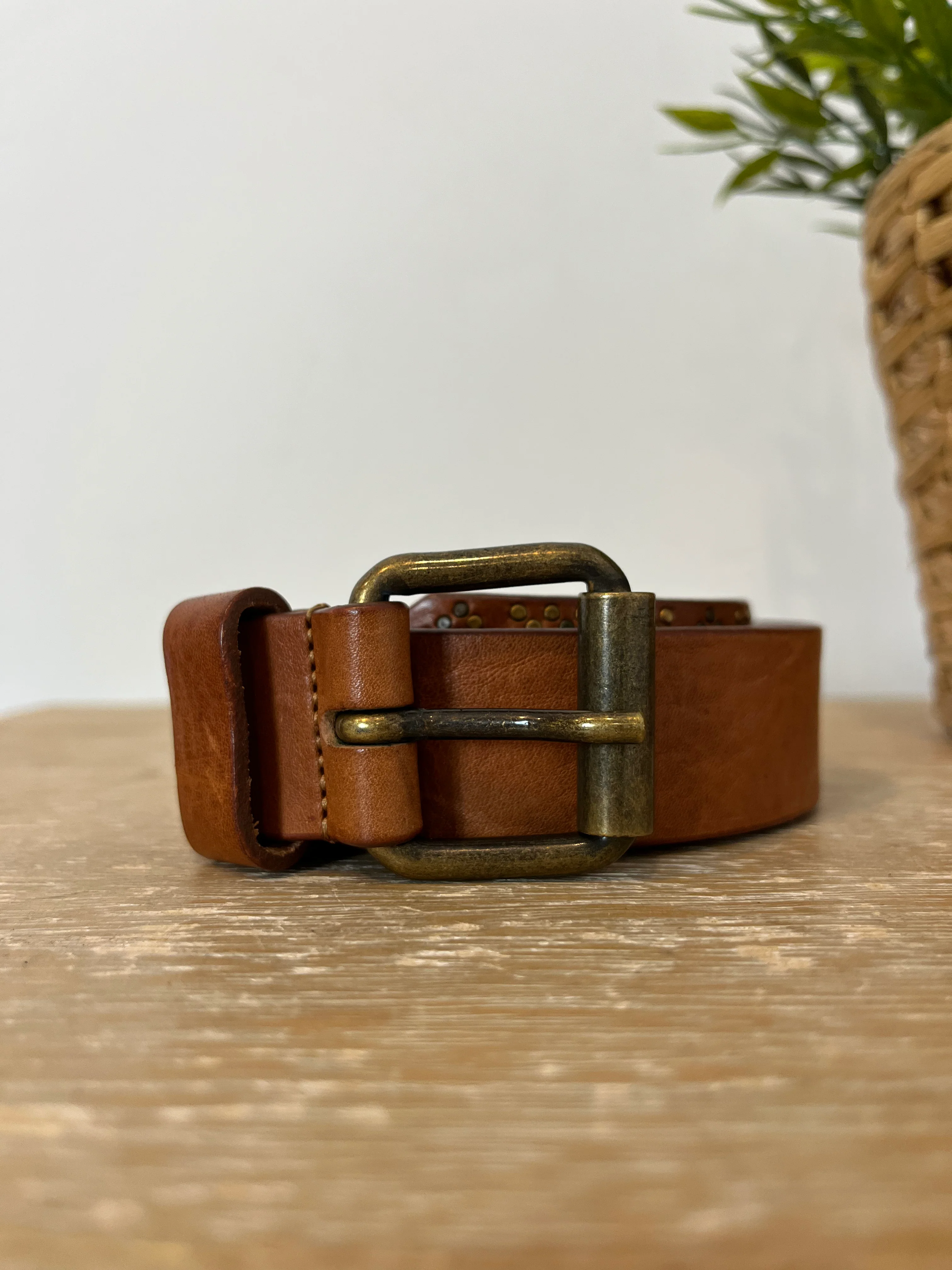 COMPTOIR DES COTONNIERS. Cinturón piel tachuelas mini. T 2 (M)