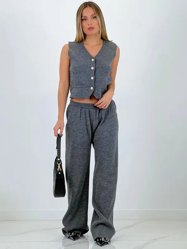 Conjunto punto chaleco y pantalón recto