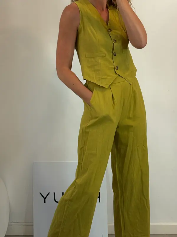 Conjunto top y pantalón pistacho