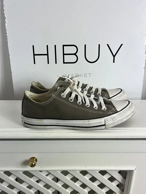 CONVERSE. Zapatillas clásicas gris verdoso. T 38