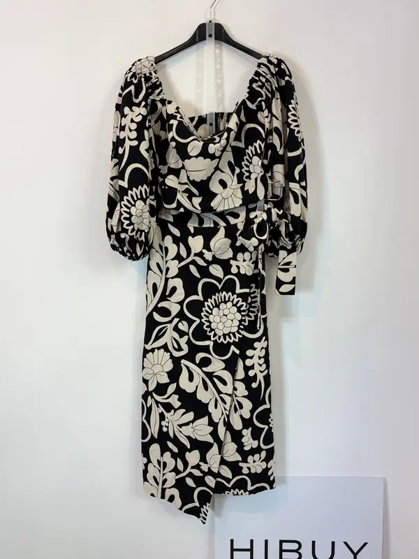COOSY. Conjunto top y falda pareo negro y beige. T M