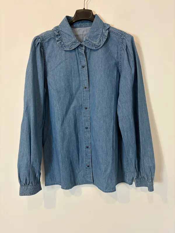 CORTEFIEL. Camisa denim ligera