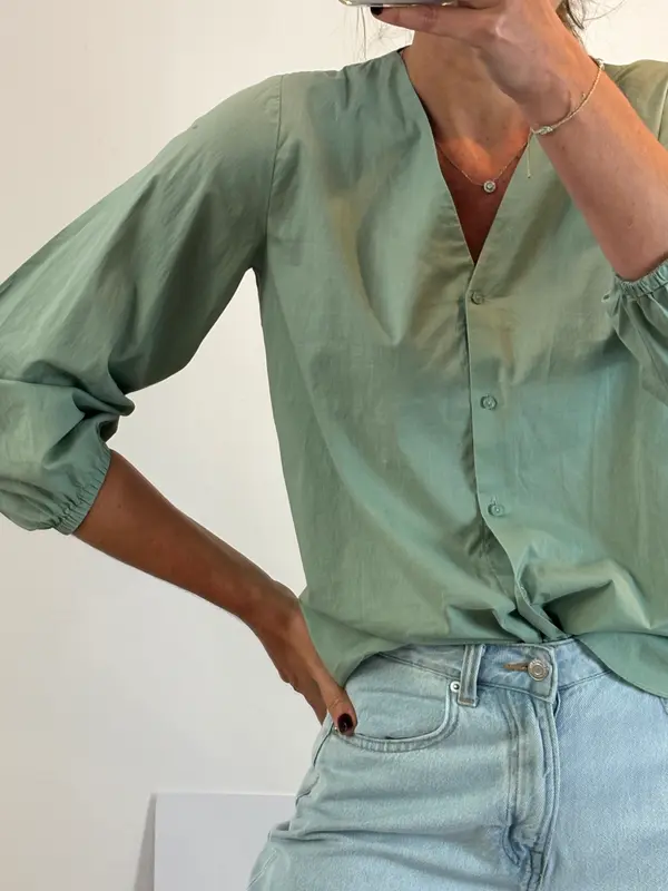 COS. Blusa fluida verde T.xs