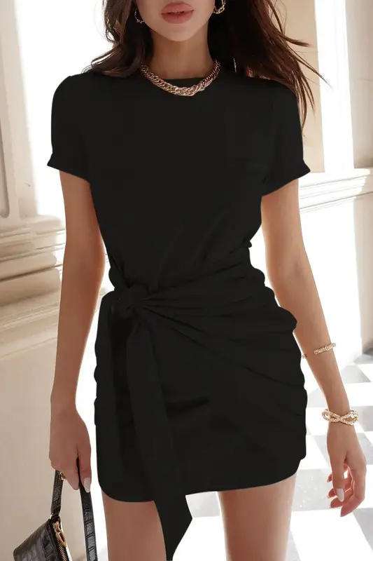 Creyenta – Vestido Corto De Lujo Con Lazo