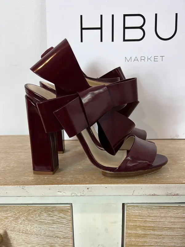 DEL POZO. Sandalias lazada burdeos T.40