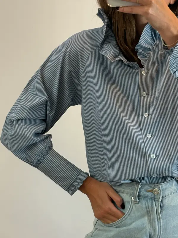 DELUEM. Blusa rayas cuello volante. T S/M