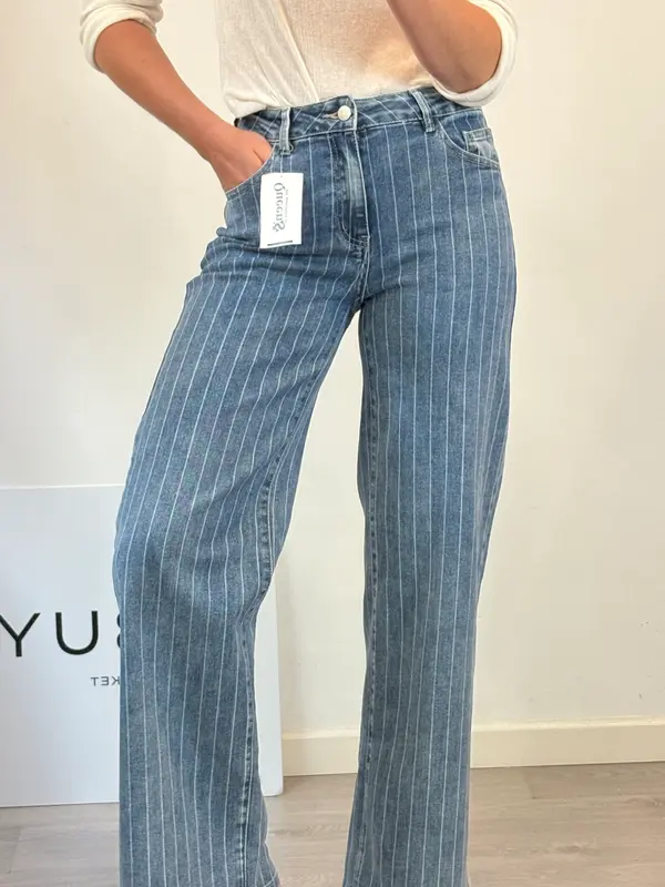 Denim rayas pata ancha