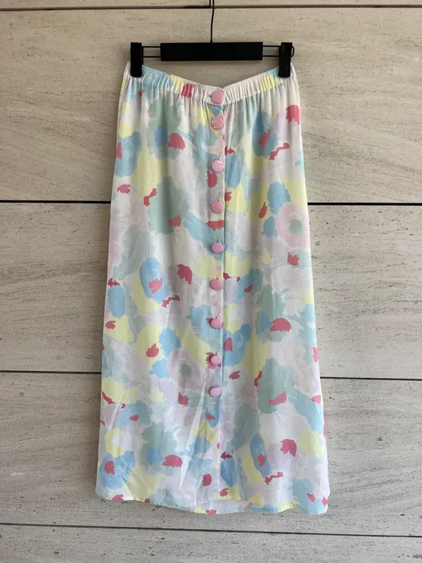 DES PETITS HAUTS. Falda midi abotonada colores T.s