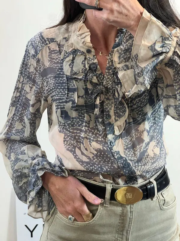 DIANE VON  FURSTENBERG. Blusa seda estampada