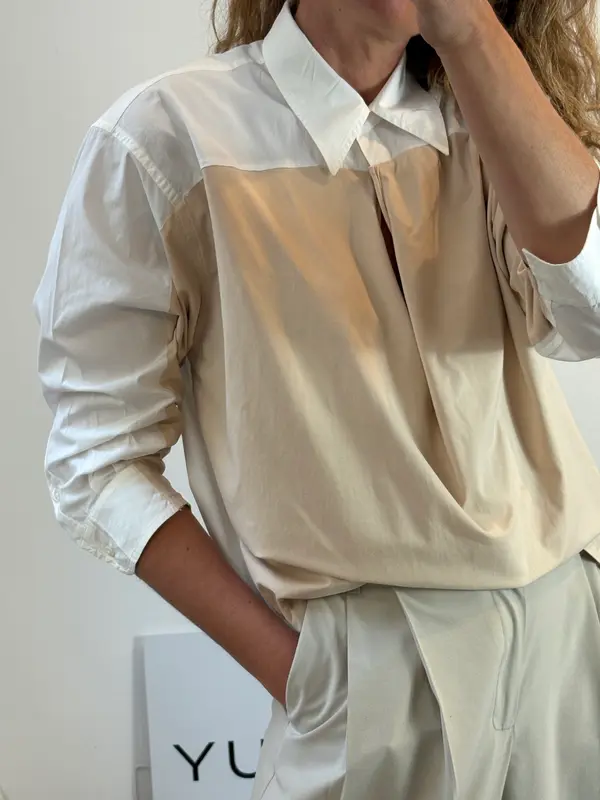 DOROTHEE SCHUMACHER. Blusa texturas bicolor