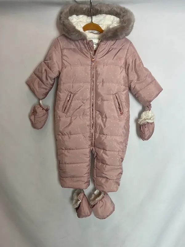 DULCES. Plumas enterizo rosa. T 3-6 meses