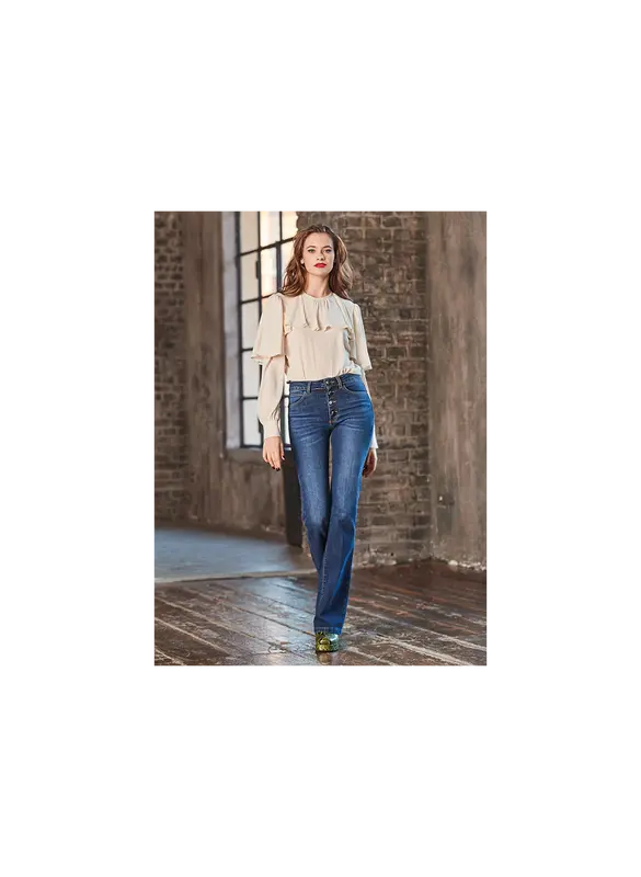 Eco jeans con botones joya en denim azul