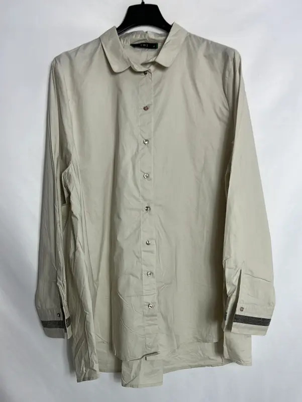 EL CORTE INGLES. Blusa beige detalle puños. T M