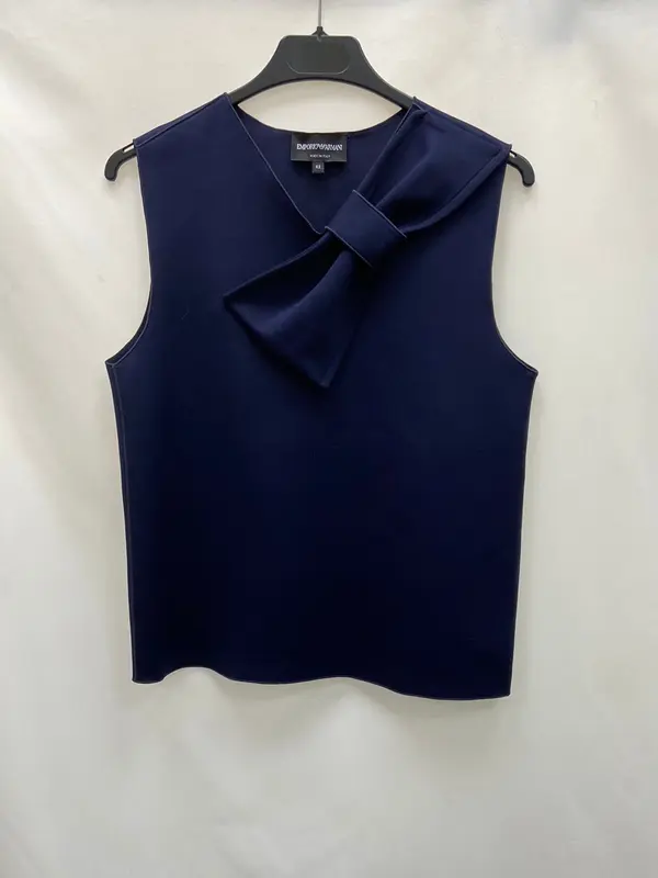 EMPORIO ARMANI. Top azul neopreno T.42