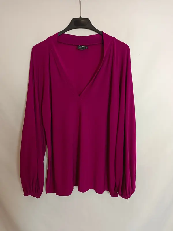 ERRE Blusa rosa cuello de pico  T.S