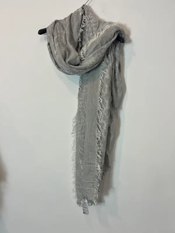 ESCADA SPORT. Fular estampado gris