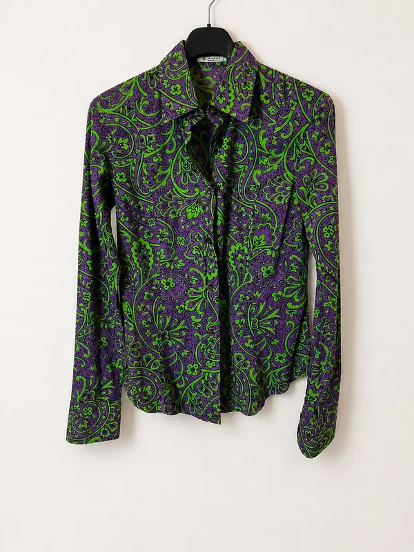 ETRO. Camisa morada flores verde T.40(xs)