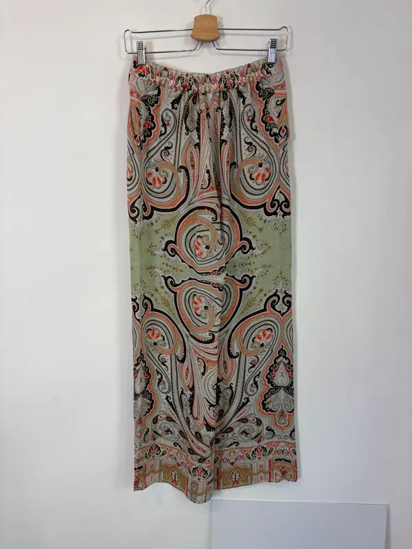 ETRO. Pantalón fluido estampado. T 38