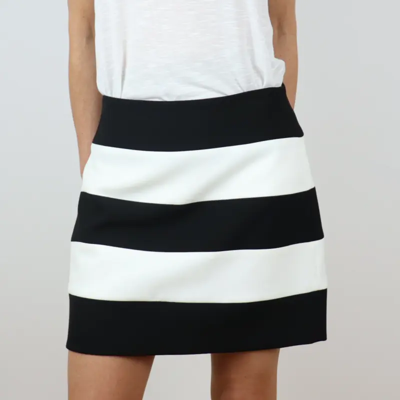 Falda corta de rayas Zara