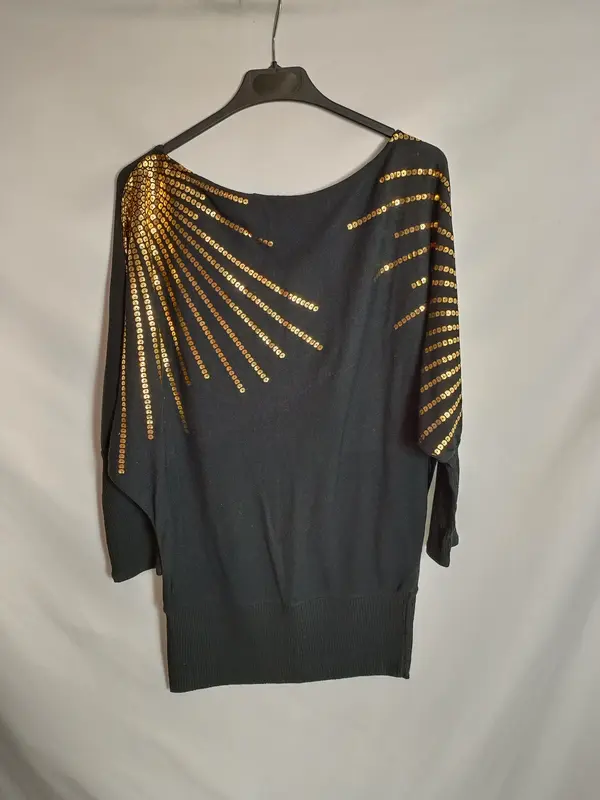 FOREVER 21. Jersey negro lentejuelas T.m