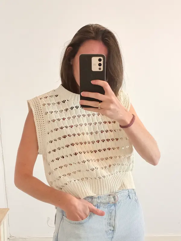 FÓRMULA JOVEN. Top beige punto T.s