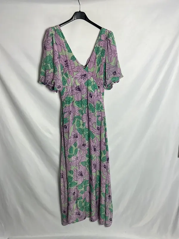 FÓRMULA JOVEN. Vestido largo estampado apertura espalda. T S