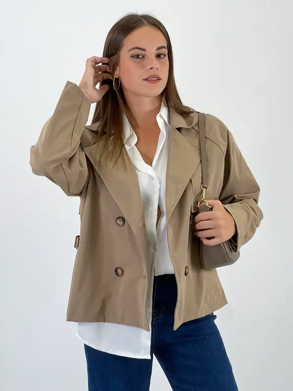 Gabardina trench corta