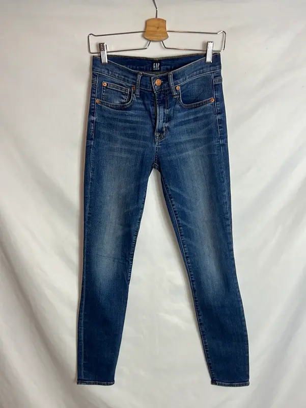GAP. Denim pitillo cintura media . T 34