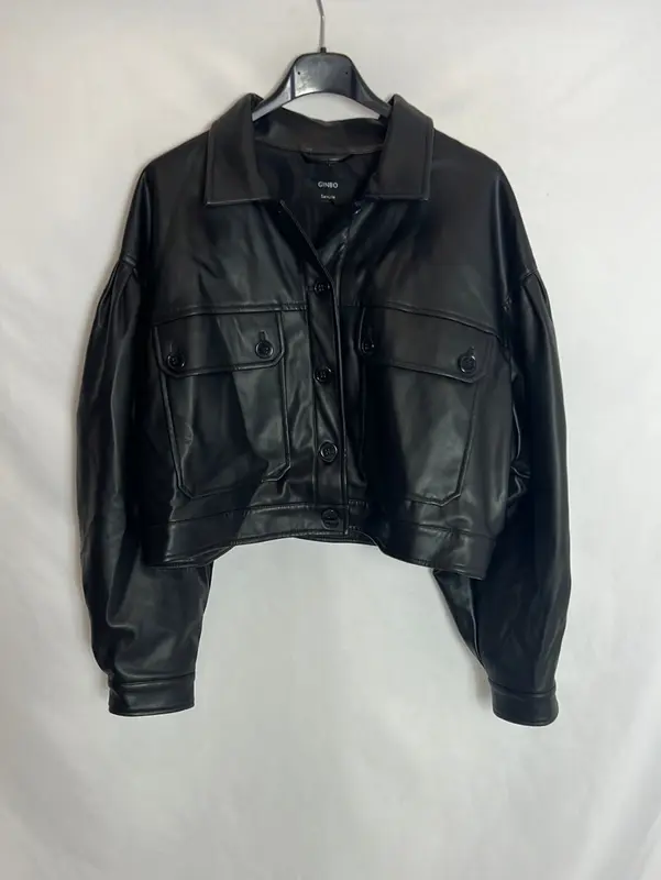 GINBO. Chaqueta crop efecto piel. T S