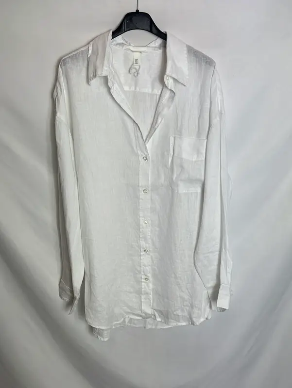 H&M. Blusa blaca lino estilo oversized. T M