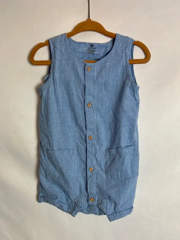 H&M. Ranita denim tejido fino. T 6-9 meses
