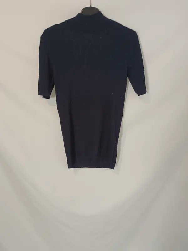 H&M. Top azul botones canalé T.36