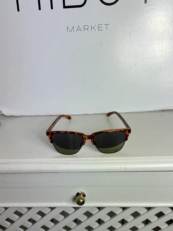 HAWKERS . Gafas carey