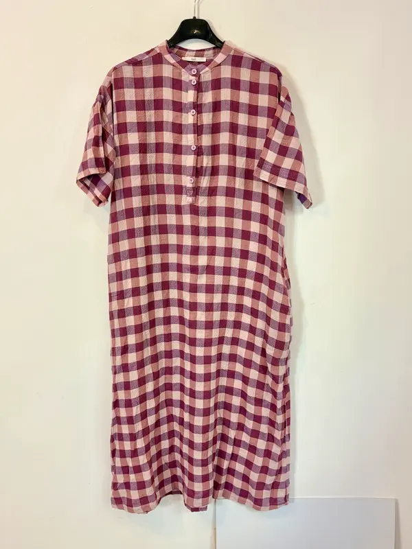 HOD. Vestido largo cuadros malva