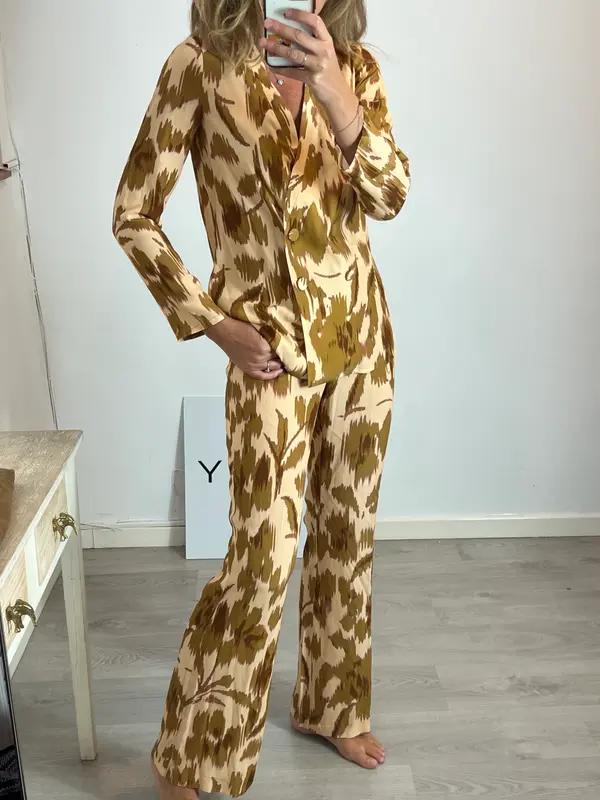 INTROPIA. Total look estampado T.xs/m