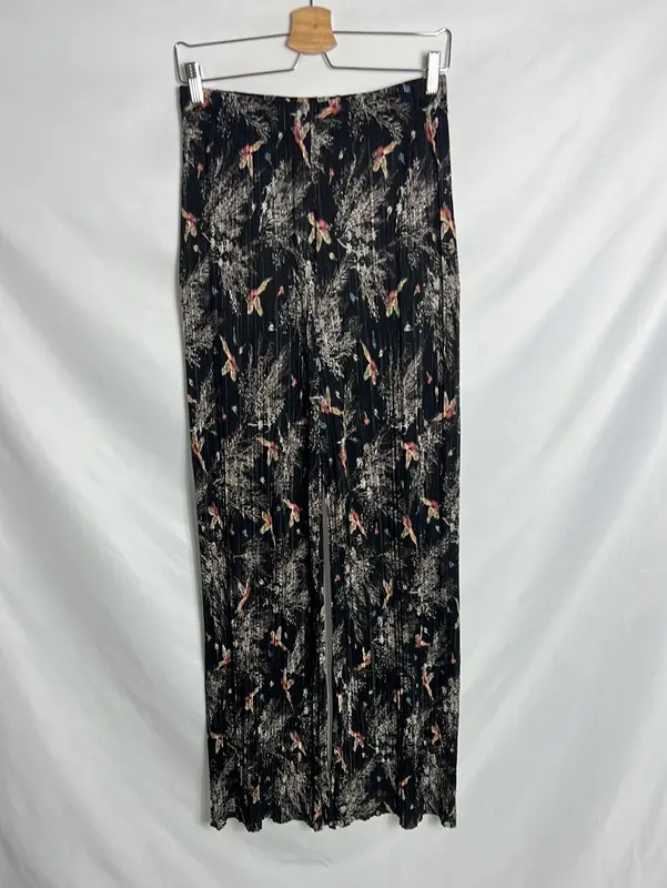 JEFF GALLANO. Pantalón negro textura estamoado. T 2(M)