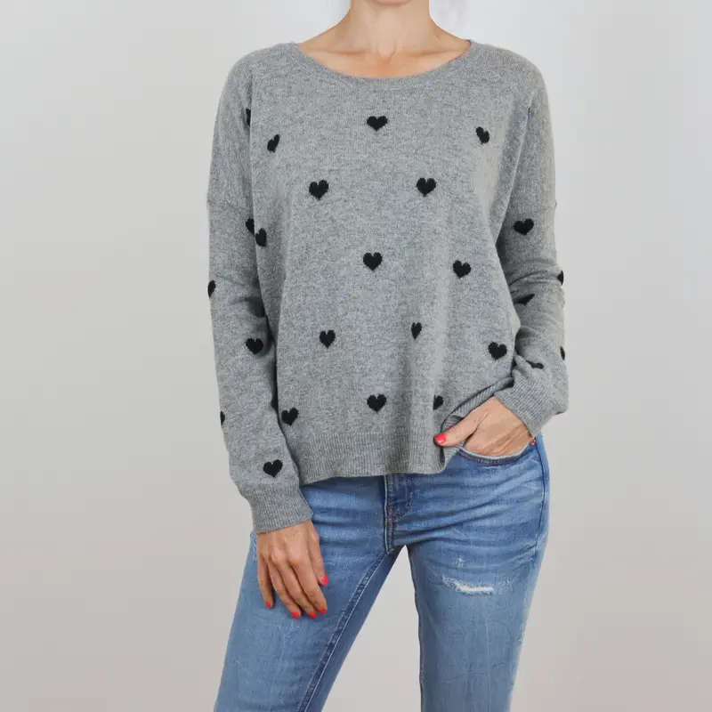 Jersey gris corazones negros ese O ese