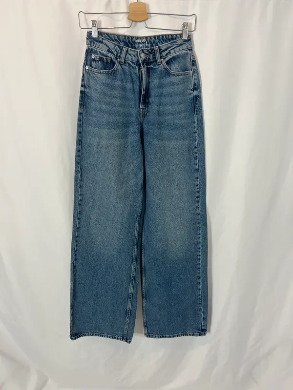 KIABI. Denim pata ancha. T 34
