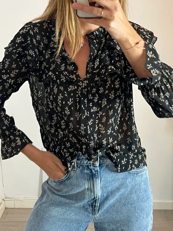 KILIBBI. Blusa negra semi transparente . T S/M