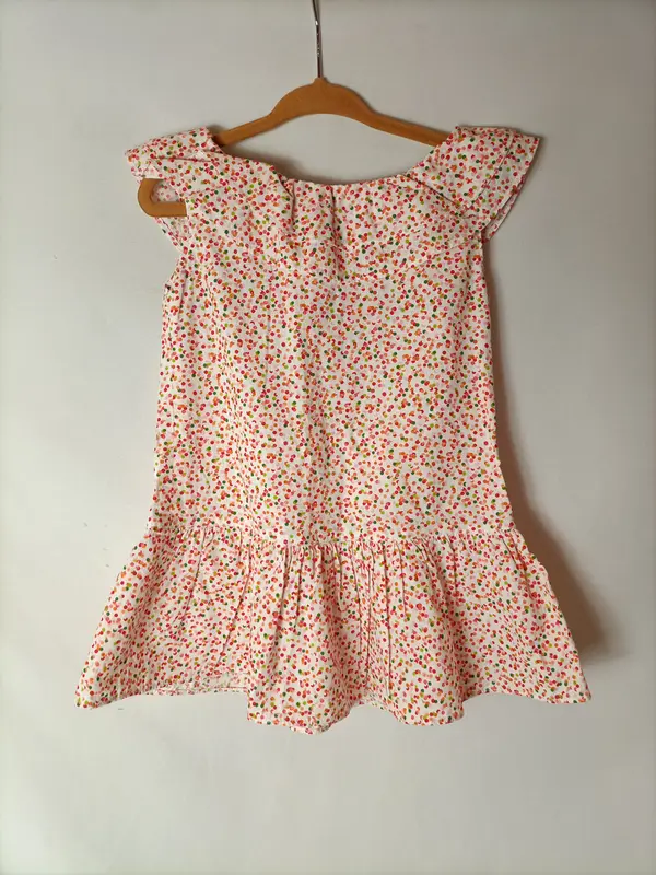 LA TORTUGA PEQUES. Vestido flores T.2-3 años