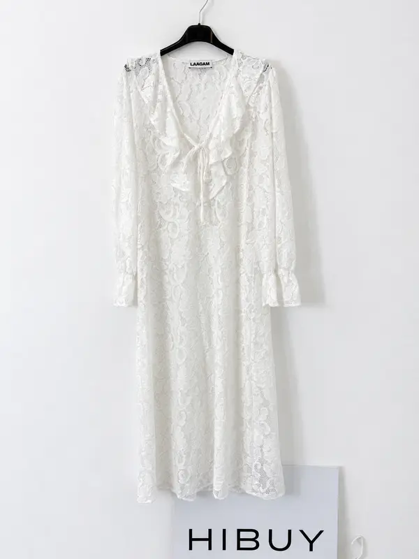LAAGAM. Vestido largo blanco encaje
