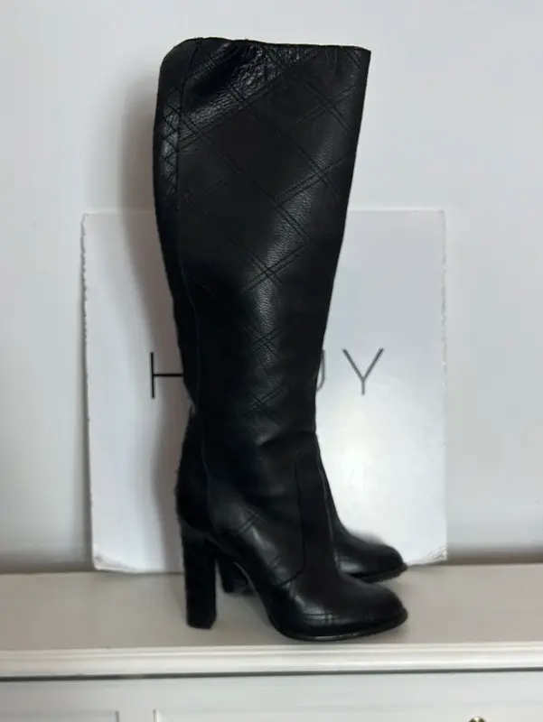 LANVIN. Botas altas textura. T 40.5