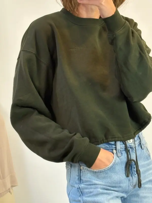 LEGER. Sudadera verde ajustable