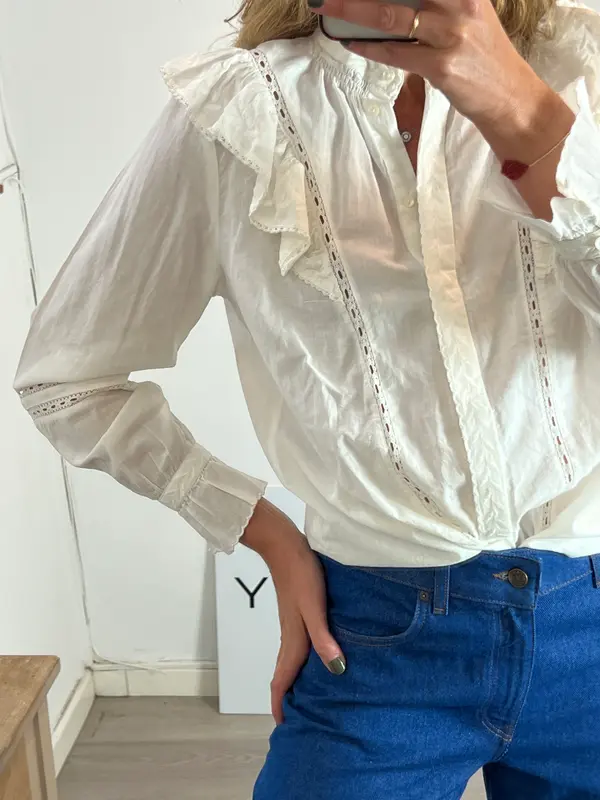 LLOYD'S. Blusa blanca volantes T.40