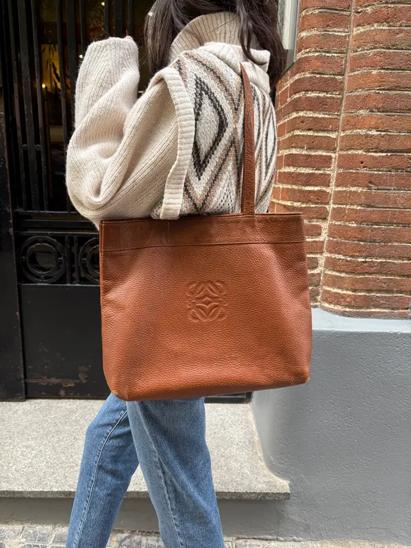 LOEWE. Bolso piel vintage