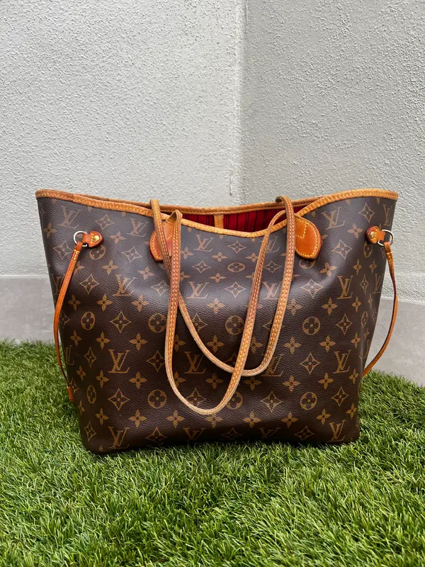 LOUIS VUITTON. Bolso neverfull