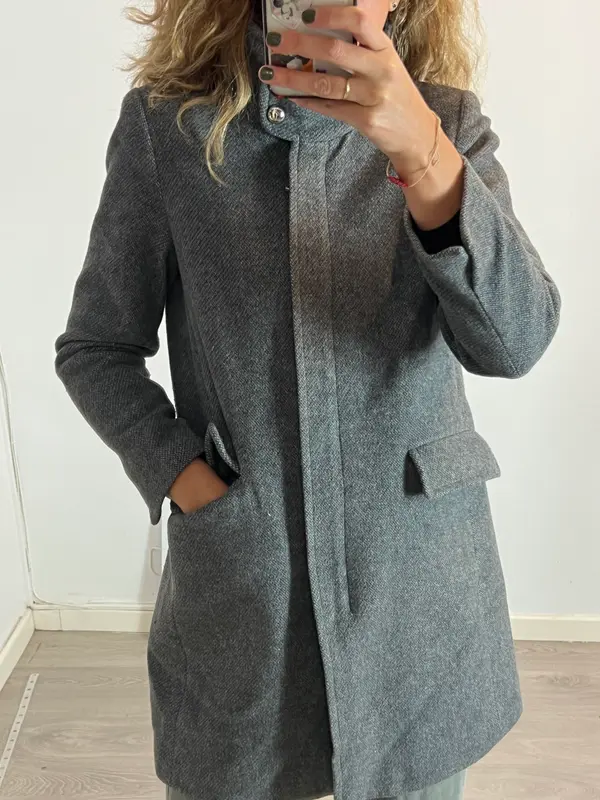 MANGO. Abrigo gris jaspeado T.m