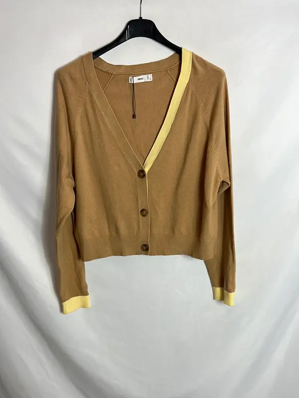 MANGO. Cárdigan beige detalles T.m